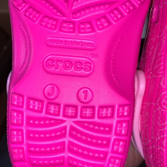Barbie Pink CROCS Clogs J1 - Picture 5 of 5
